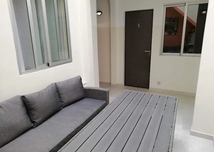 San Roque Ξενοδοχείο *