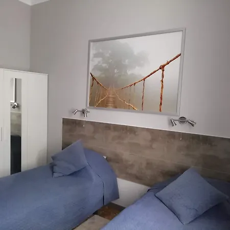 San Roque فندق *