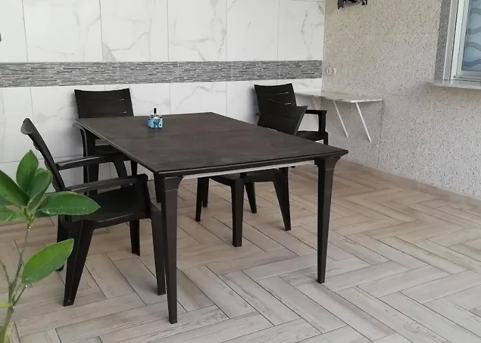 Готель San Roque *